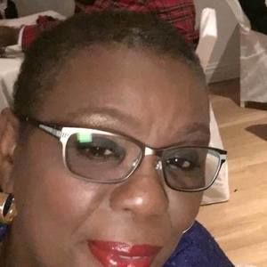 Meet your Posher, Janet